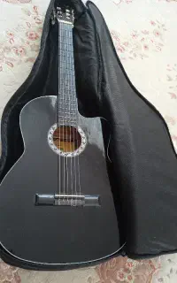 گیتار نونو