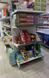قفسه فروشگاهی