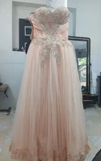 لباس عقد