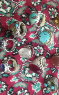 فروش تعدادی انگشتر قدیمی وتسبیح