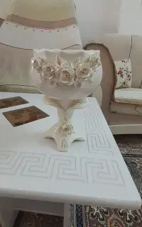 شکلات خوری پایه دار سفید