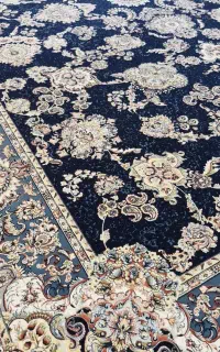 فرش ۹متری ۱۲۰۰شانه رنگ سرمه ای نووتمیز