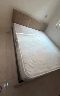 تخت دو نفره به همراه تشک رویال