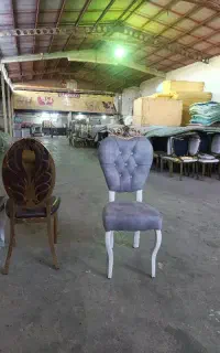 صندلی فلزی