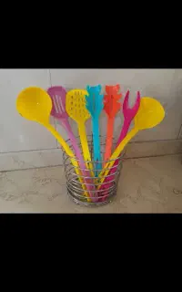ست هفت پارچه کفگیروملاقه رنگی کاملا نومناسب جهیزیه
