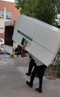 کارگر اسباب کشی .کارگر خالی کارگر باربری  حمل بار