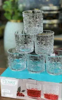 لیوان اب خوری