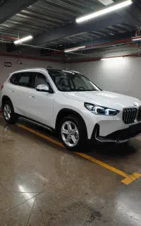 بی ام و x1 20Li اقساط سندبنام آماده تحویل با پلاک