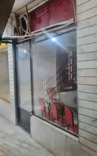 مغازه تجاری ۱۲متری خیابان خمینی