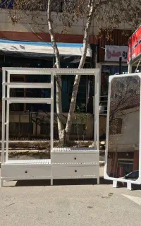 رگال لباس چوبی