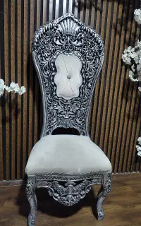 تک مبل سلطنتی