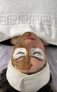 آموزش تخصصی فشیال و پاکسازی پوست