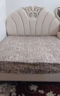 سرویس کامل آیینه کنسول وتخت خواب دونفره