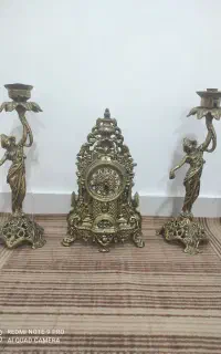ساعت وشمعدان