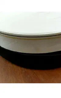 کش شلوار و دکمه و مقنعه برای فرم مدرسه