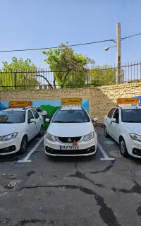 استخدام مربی آموزشگاه رانندگی خانم و آقا