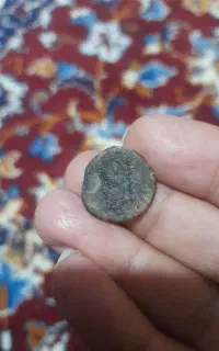 سکه ی بشدت کمیاب گودرز اشکانی بادستبندمهره اشکانی