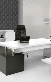 نظافتچی دفتر شرکت