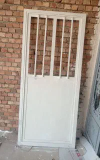 درب حیاط خلوت وورودی