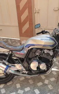 سی‌بی۴۰۰ سند