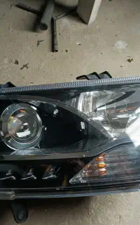 چراغ دنا