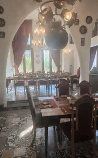 آشپز و باریستا و ویتر