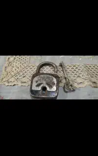 قفل مجارستانی قدیمی