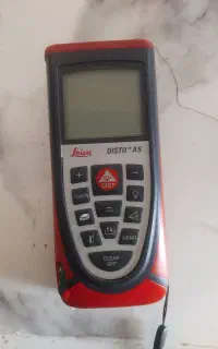 متر لیزری لایکا d5