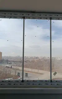 شیشه بالکنی (جام بالکنی)