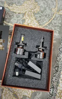 هدلایت R10