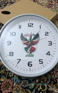 ساعت دیواری