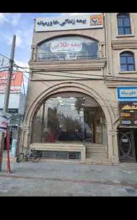 دنبال مغازه هستی من همه متراژ دارم