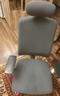صندلی نیلپر سفید/طوسی OCM888s