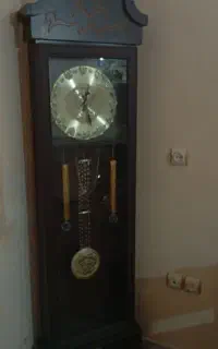 ساعت ایستاده