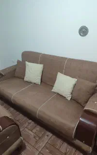 مبلمان همراه ۳عددجلو مبلی