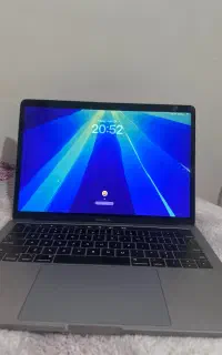 مک بوک پرو 2019 تاچ بار