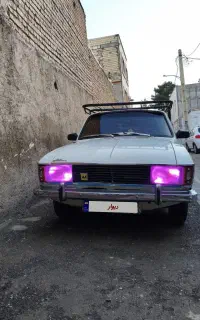 پیکان وانت ۸۳