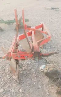 شخم تراکتور