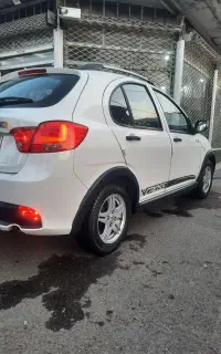 کویک ARسفید مشکی در حدمدل ۱۴۰۱ کارکرد ۴۸هزارتا