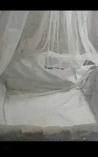 فروش یک تخت کودک
