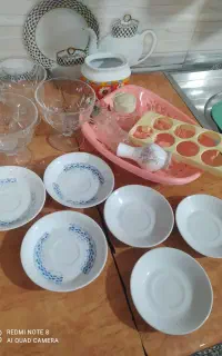 تعدادی وسایل آشپزخانه