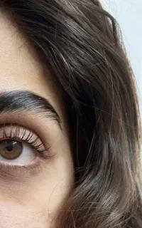 اکستنشن مژه به صورت رایگان  و لیفت ابرو و مژه