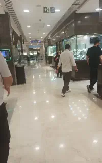 ۱۵متر تجاری پاساژ کوروش مال طبقه طلا و جواهر