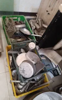 تعدادی لوازم کترینگ