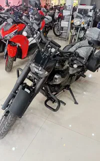 لیفان V16 نمایندگی شاهین موتور گوهردشت