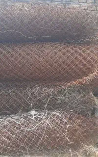 فنس باغی ودروازه آهنی