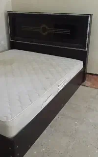 تخت خواب دو نفره
