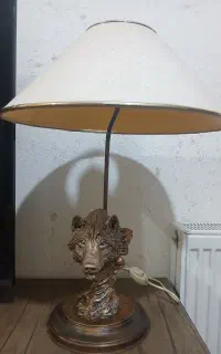 دو عدد آباژور و یک عدد تابلو