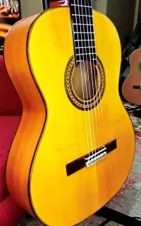 گیتار ALHAMBRA 7FC فلامنکو دستساز سنتی اسپانیایی