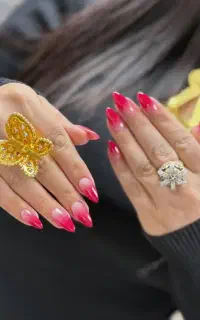 کاشت ناخن  به همراه اموزش با مدرک